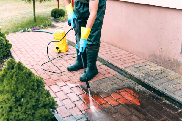 Professional Pressure Washing Services in Clearwater, KS